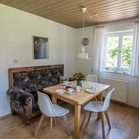 Haus Hirt - Idyllisch Wohnen Zwischen Augsburg Und Muenchen Klosterlechfeld