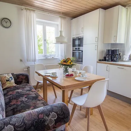 Hébergement de vacances Haus Hirt - Idyllisch Wohnen Zwischen Augsburg Und Muenchen Klosterlechfeld